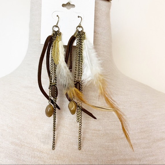 💕Boho Stlye Beaded Feather Dangle Earrings - Picture 2 of 7